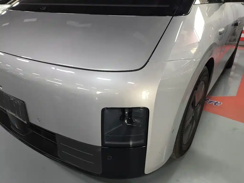 Li Auto Li MEGA — миниатюра 24
