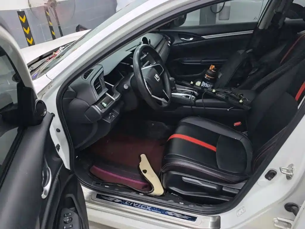 Honda Civic — миниатюра 16