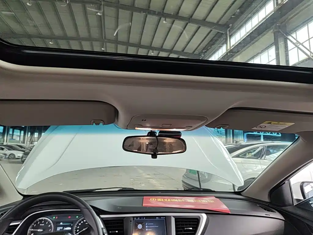 Buick Excelle — миниатюра 18