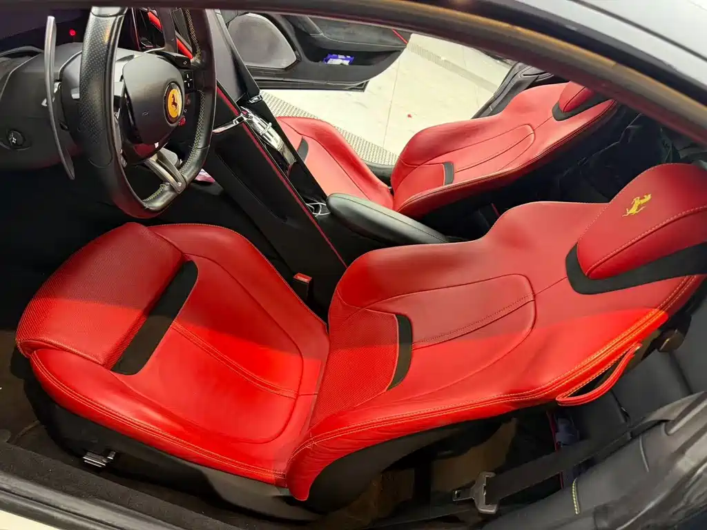 Ferrari Roma 2020 3.9T V8