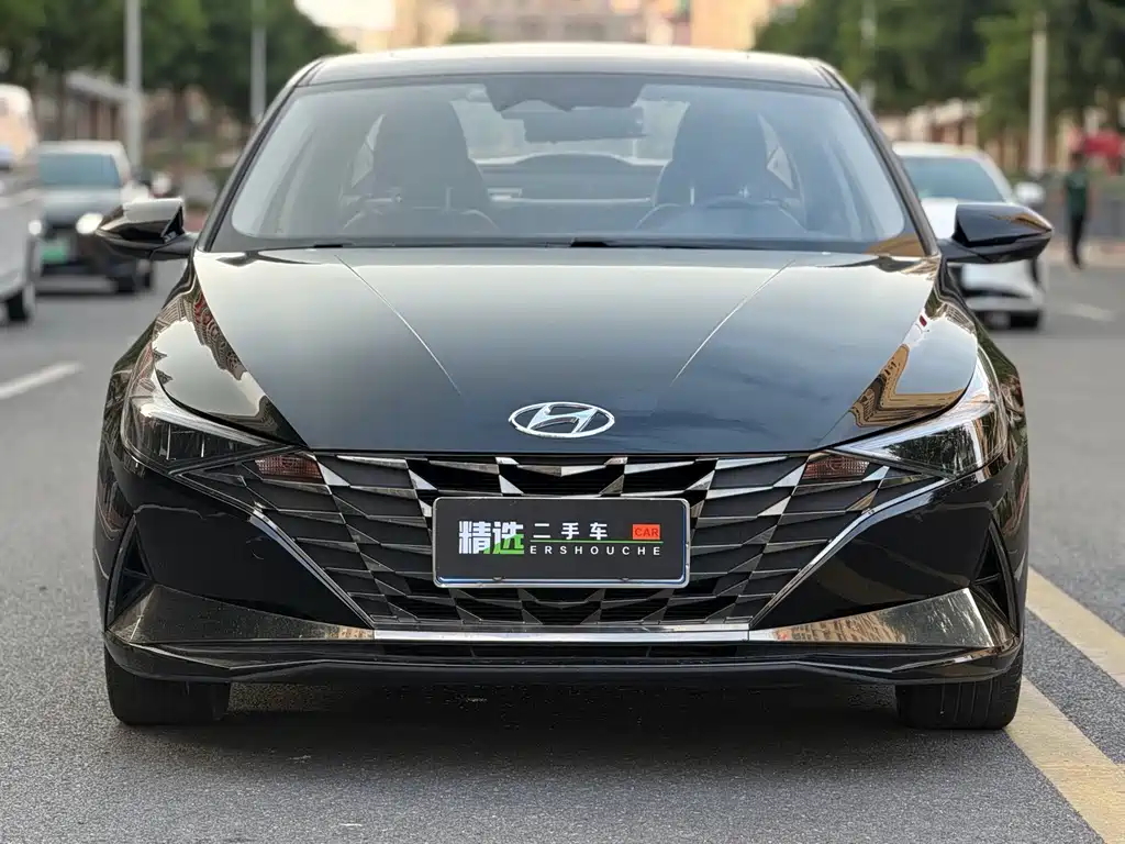 Hyundai Elantra — миниатюра 2