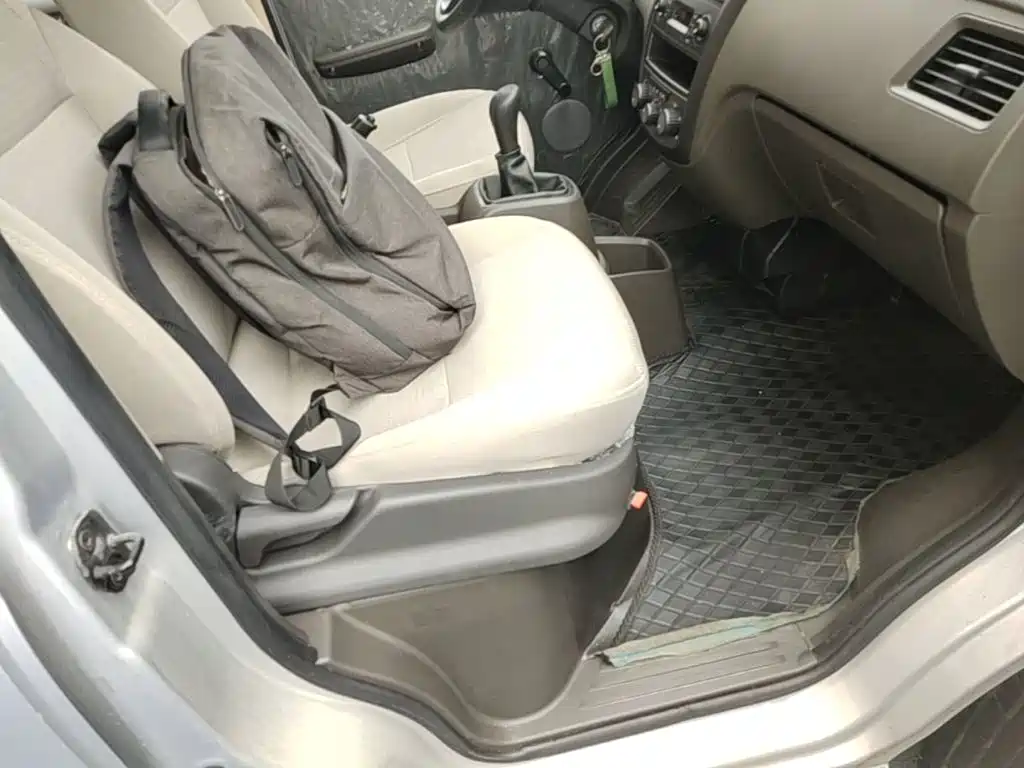 Wuling Rongguang S — миниатюра 25