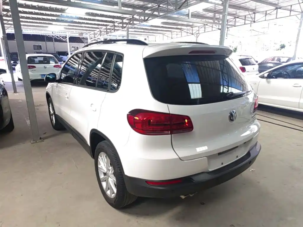 Volkswagen Tiguan — миниатюра 5