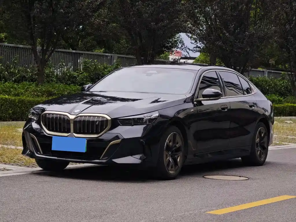 BMW i5 — миниатюра 4