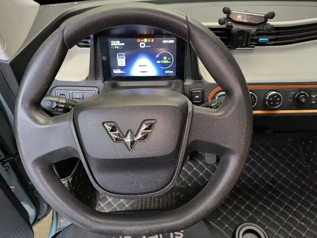 Wuling MINIEV — миниатюра 3