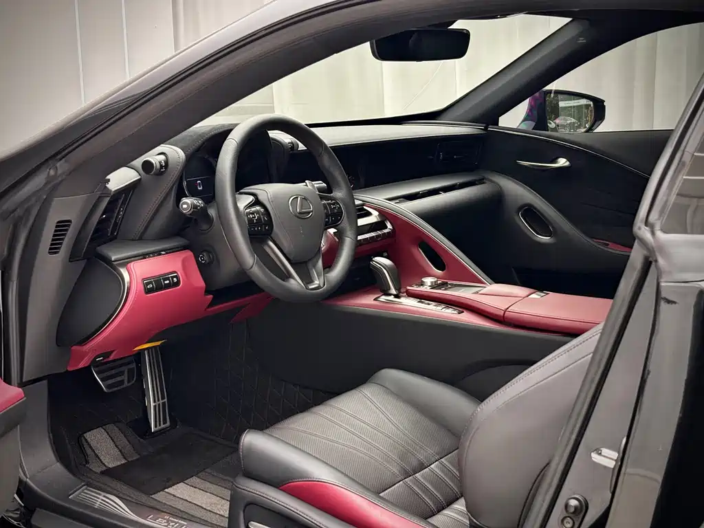 Lexus LC — фотографии объявления, Фото 9