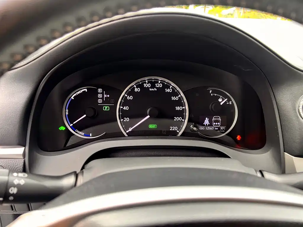 Lexus CT — миниатюра 11