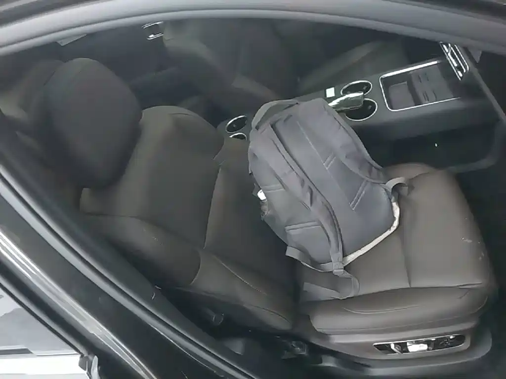 Li Auto Li L8 — миниатюра 25