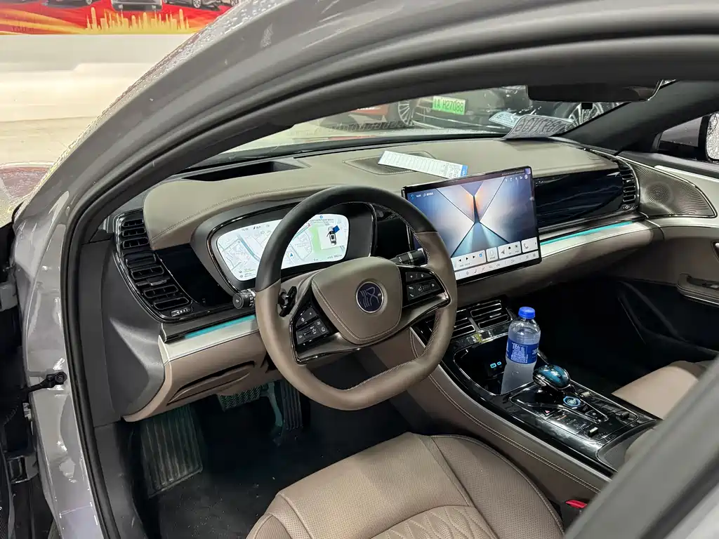 BYD Han 2025 DM-i 125KM Smart Drive