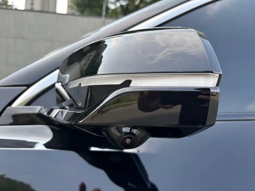 Geely Boyue L — миниатюра 17