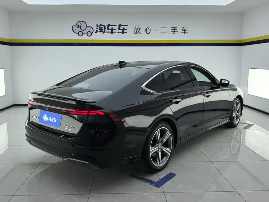 Honda Accord — миниатюра 3