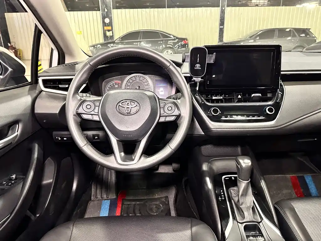 Toyota Corolla — миниатюра 8