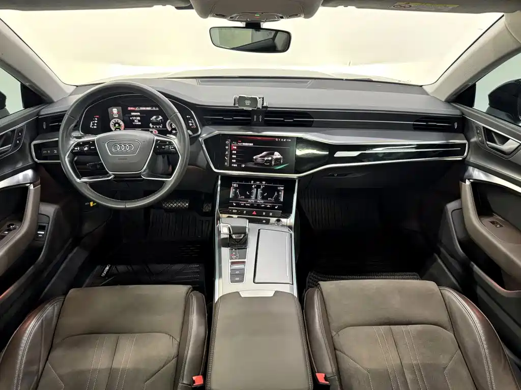 Audi A7L 2022 45 TFSI S-line