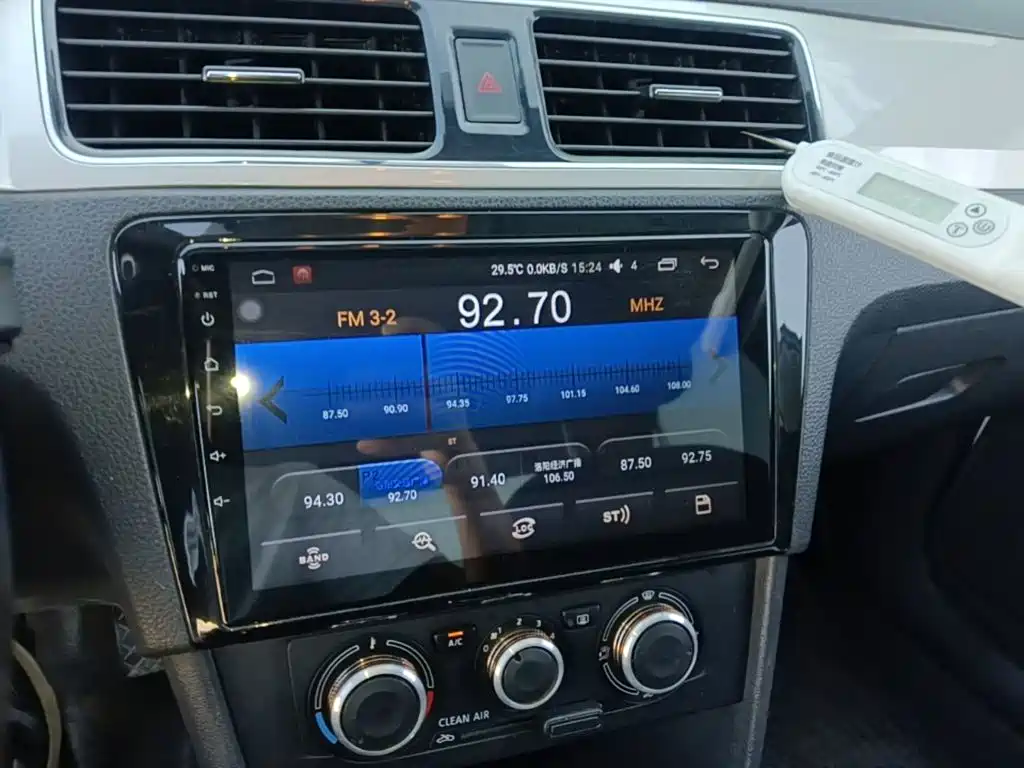 Skoda Rapid — миниатюра 13