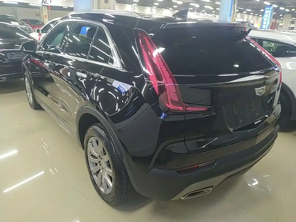 Cadillac XT4 — миниатюра 5