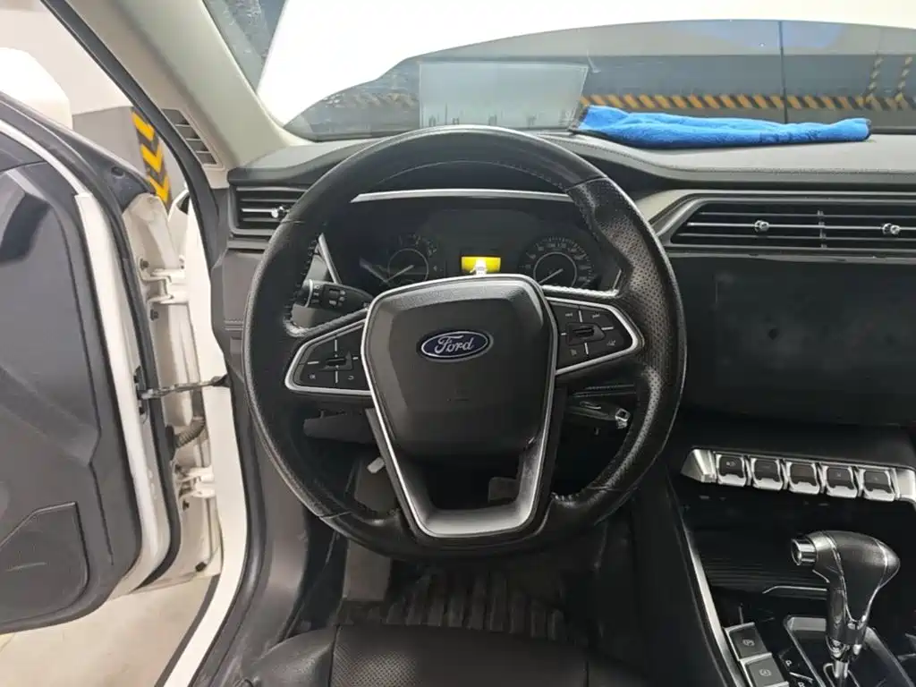 Ford Territory — миниатюра 11
