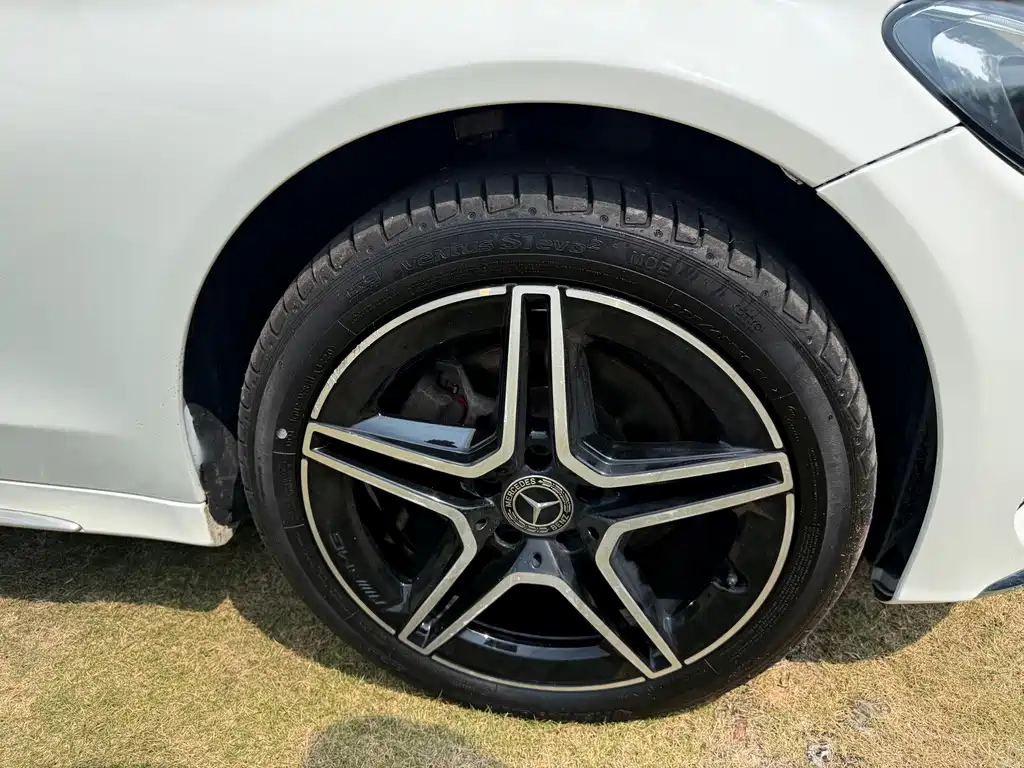 Mercedes-Benz C-Class — миниатюра 17