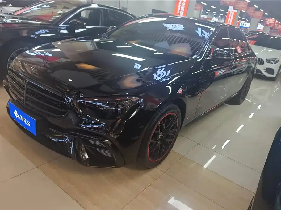 Mercedes-Benz E-Class 2022