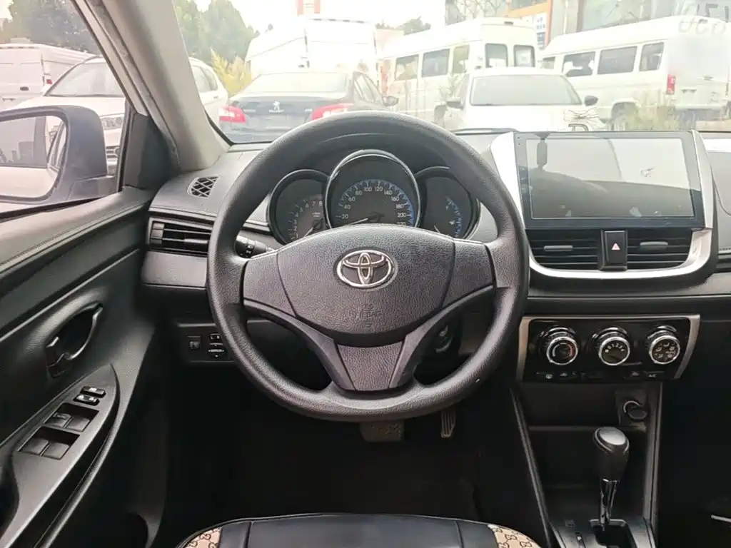 Toyota Vios FS — миниатюра 11