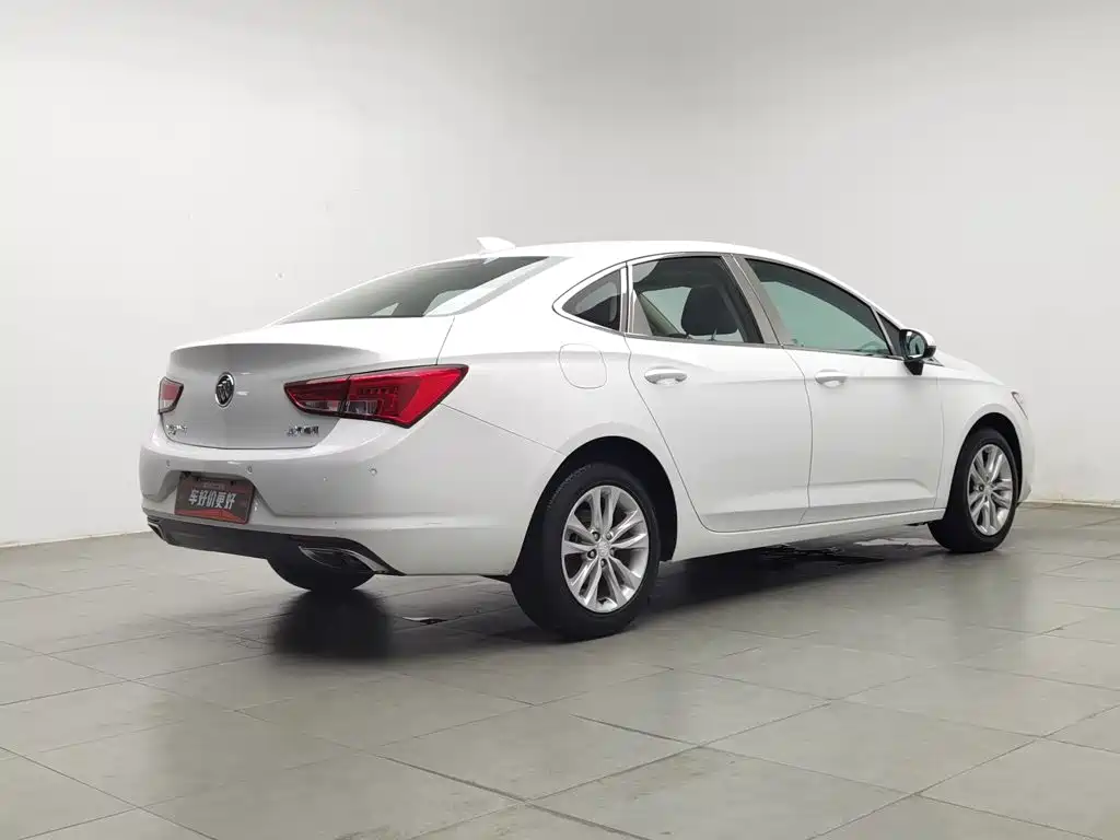 Buick Verano — миниатюра 2