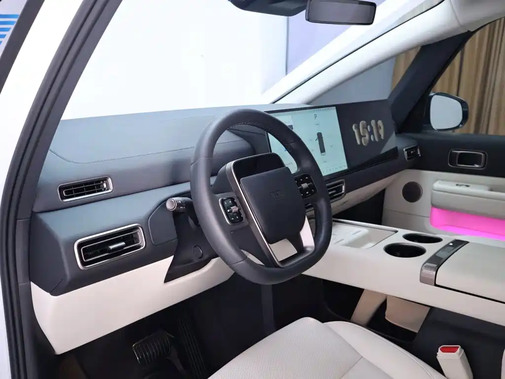 Li Auto Li MEGA — миниатюра 11