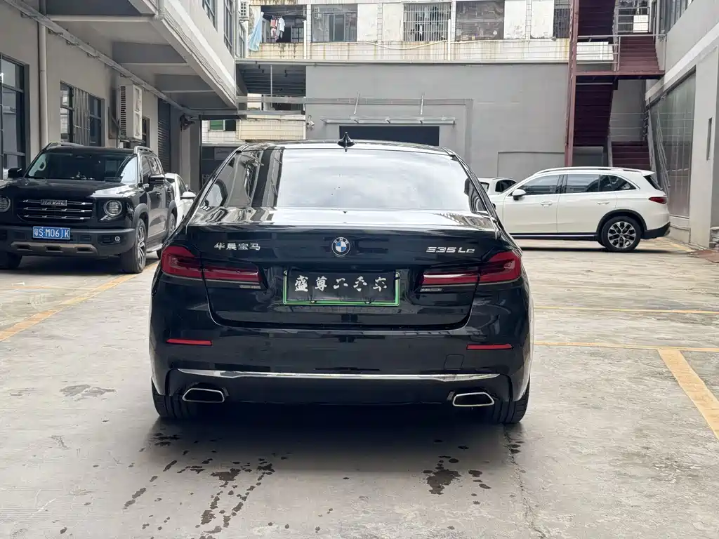 BMW 5 Series New Energy — миниатюра 19