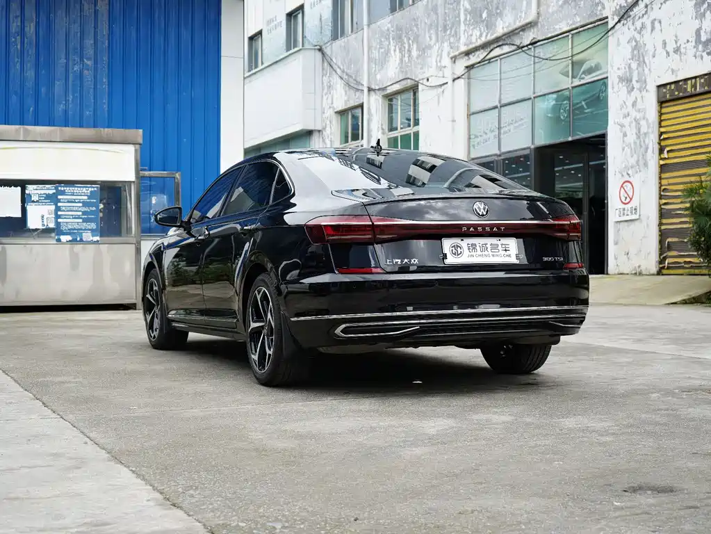 Volkswagen Passat — миниатюра 9