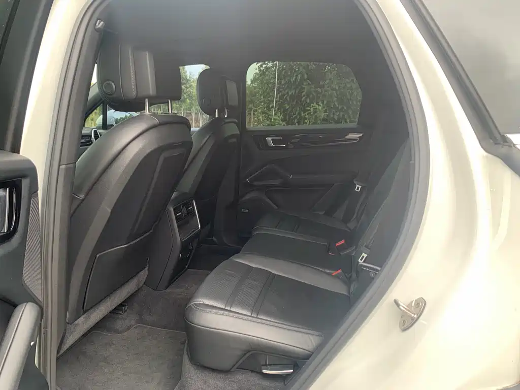 Porsche Cayenne 2019 Cayenne 3.0T