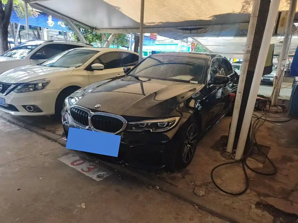 BMW 3 Series — миниатюра 3