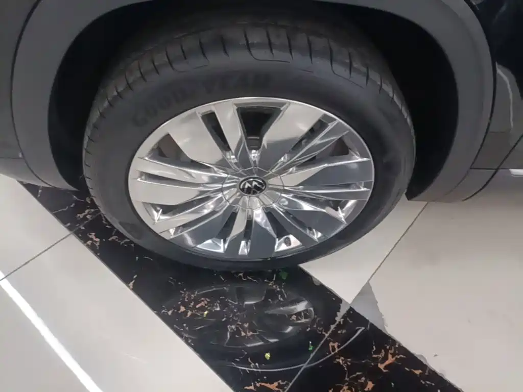 Volkswagen Teramont — миниатюра 23