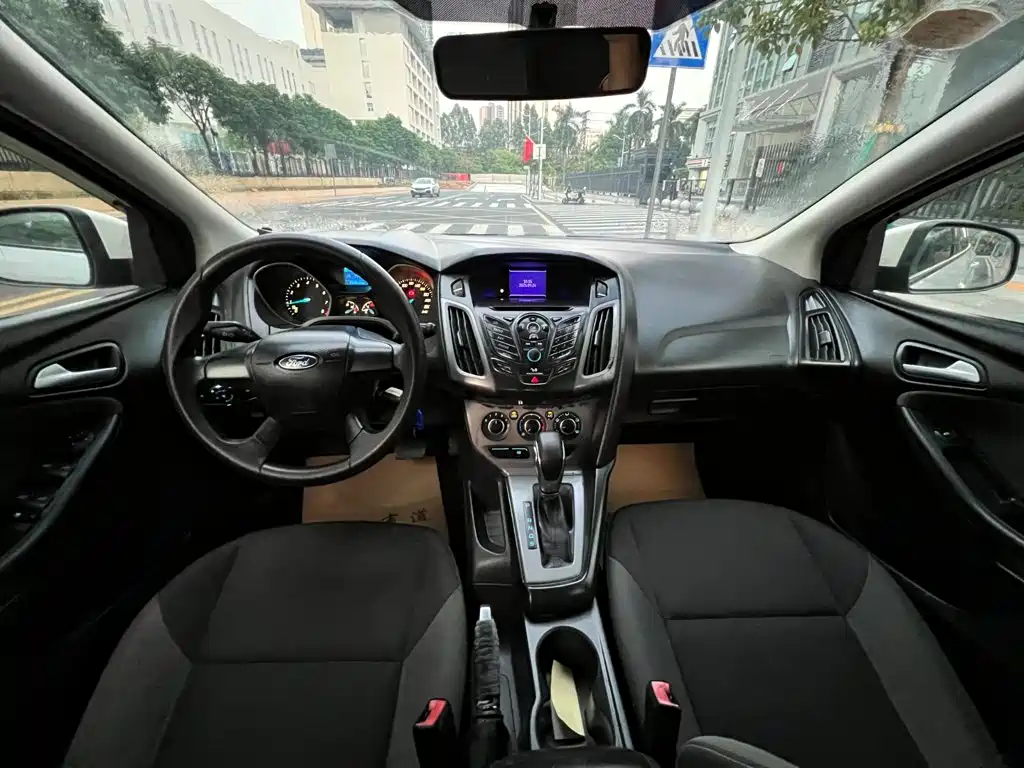 Ford Focus — миниатюра 5