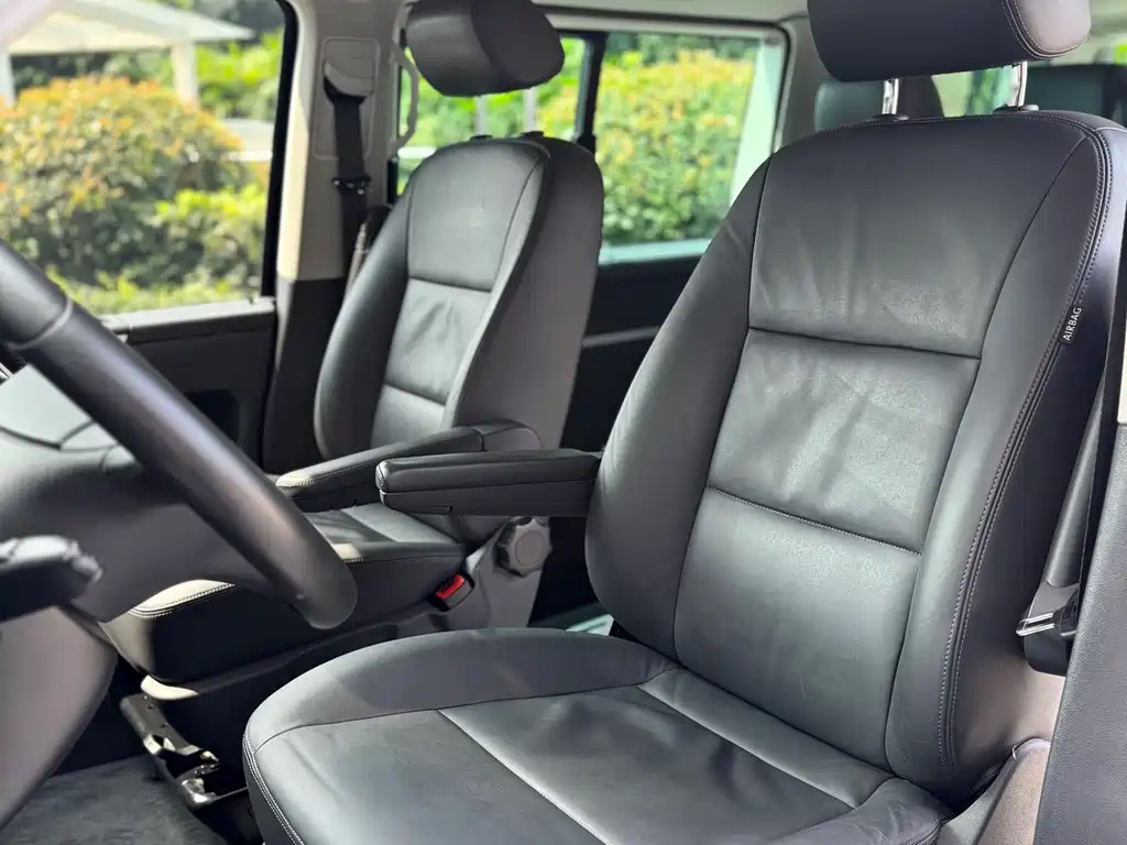 Volkswagen Multivan — миниатюра 13