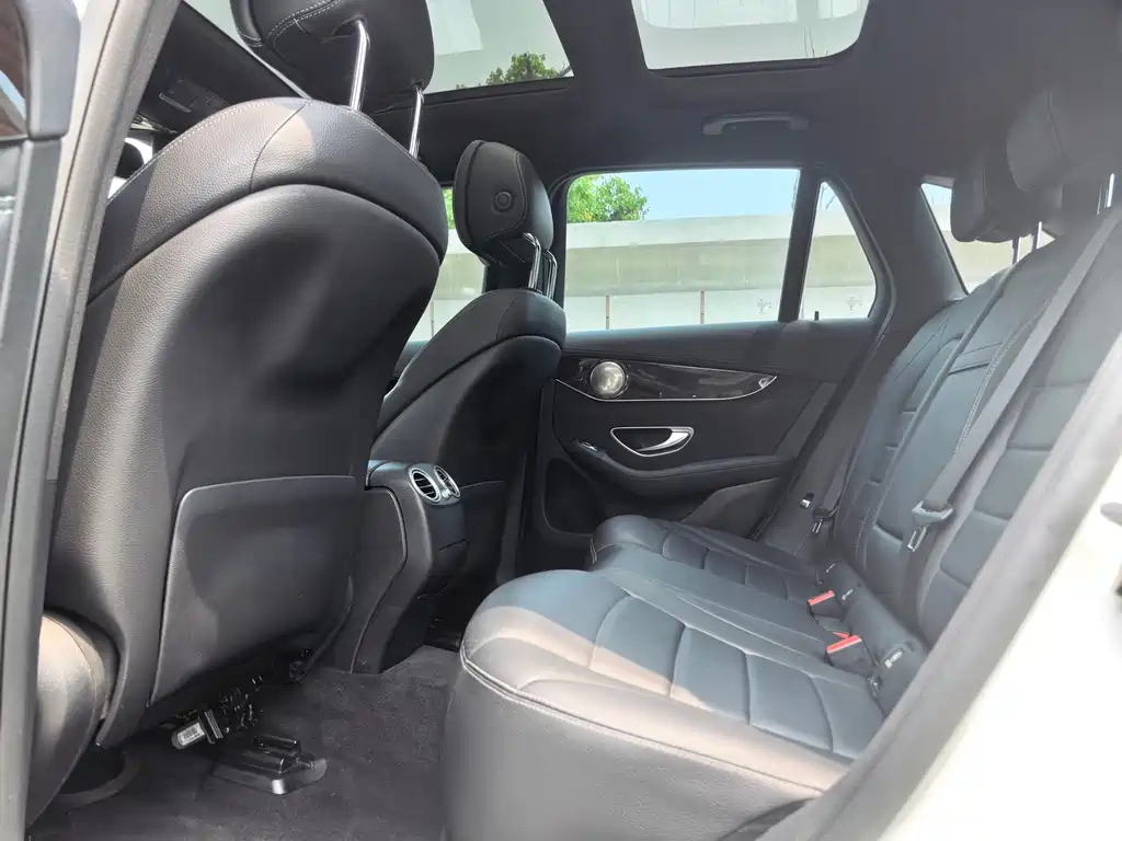 Mercedes-Benz GLC 2016 GLC 260 4MATIC
