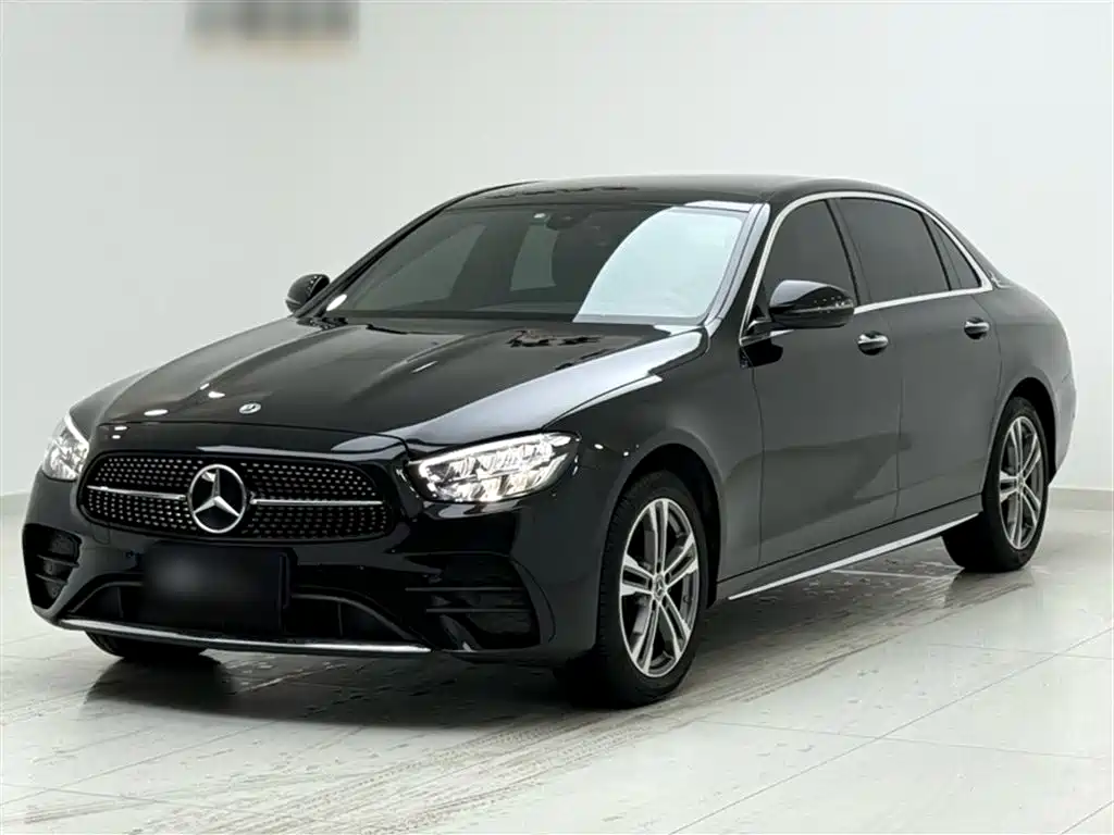 Mercedes-Benz E-Class 2022