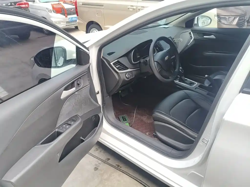 Chevrolet Cavalier — миниатюра 16