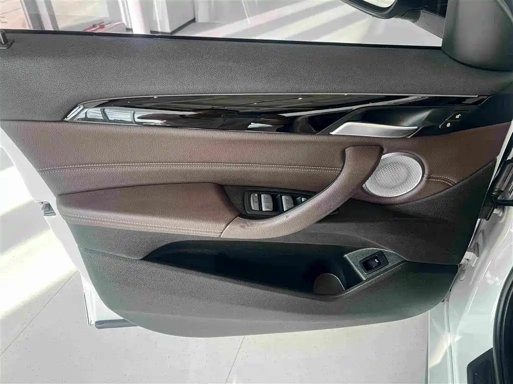 BMW X2 — миниатюра 22