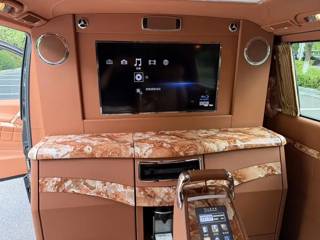 Mercedes-Benz Viano — миниатюра 7