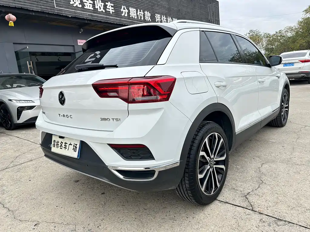 VOLKSWAGEN T ROC EXPLORING SONGS