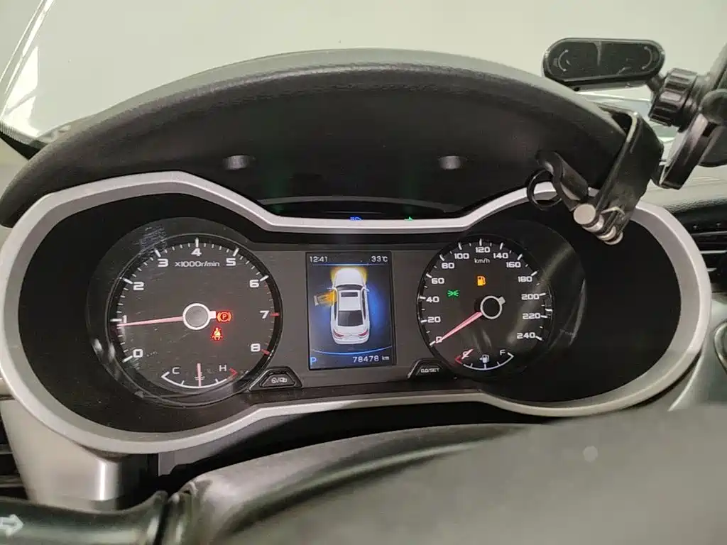 Geely Emgrand GL — миниатюра 12