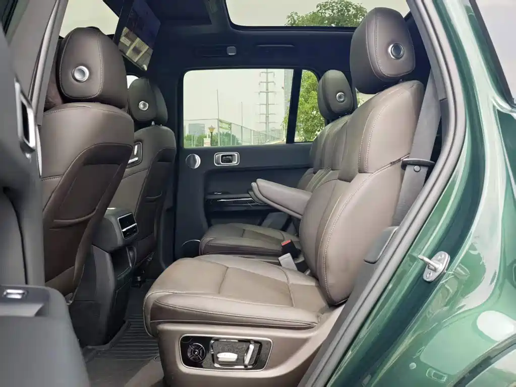 Li Auto Li L8 — миниатюра 8