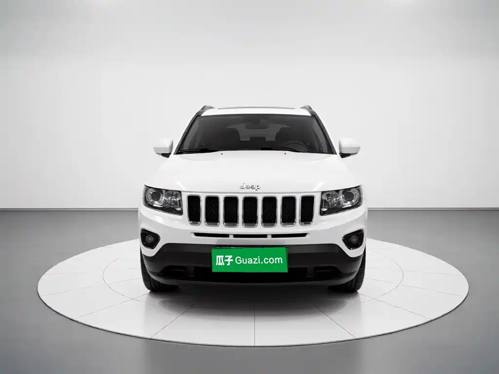 Jeep Compass (Import) — миниатюра 2