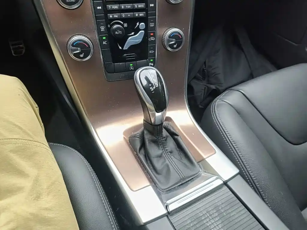 Volvo XC60 — миниатюра 14
