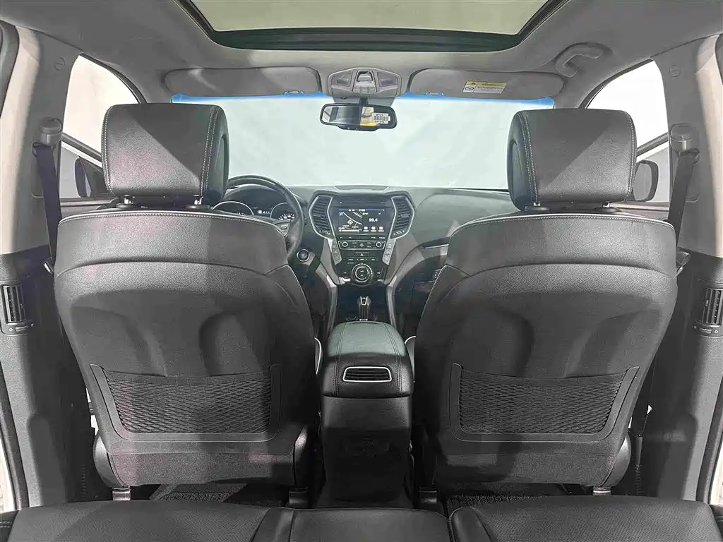 Hyundai Santa Fe — миниатюра 16