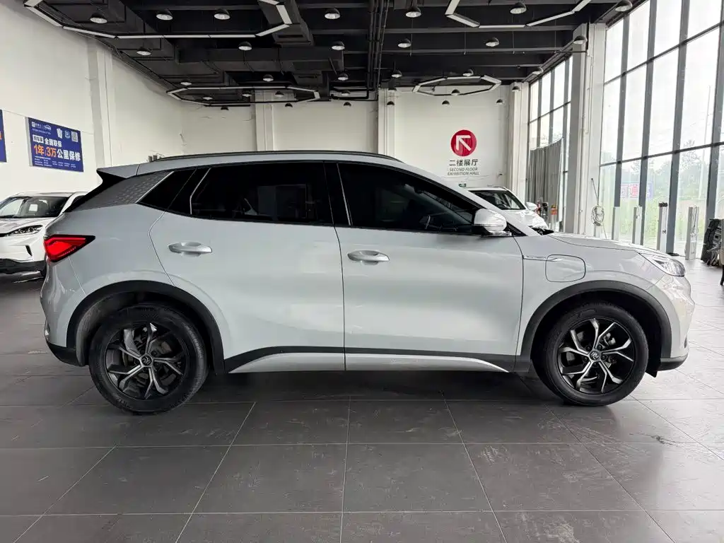 BYD Yuan Plus — миниатюра 7