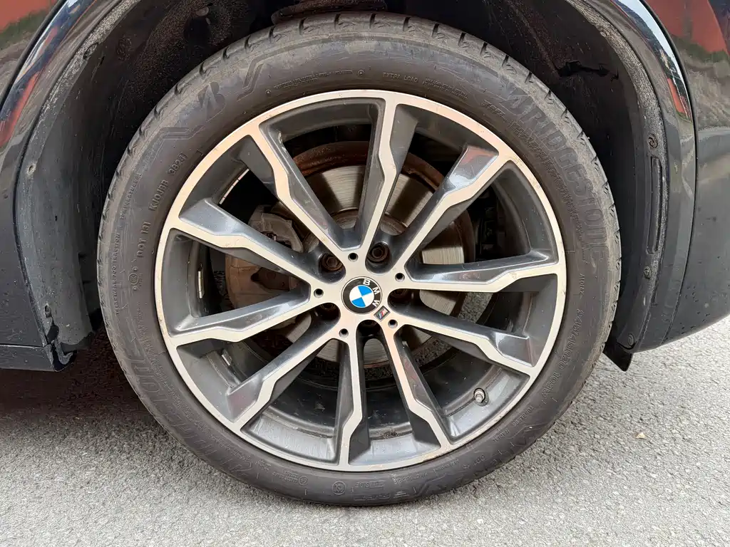 BMW X3 — миниатюра 11