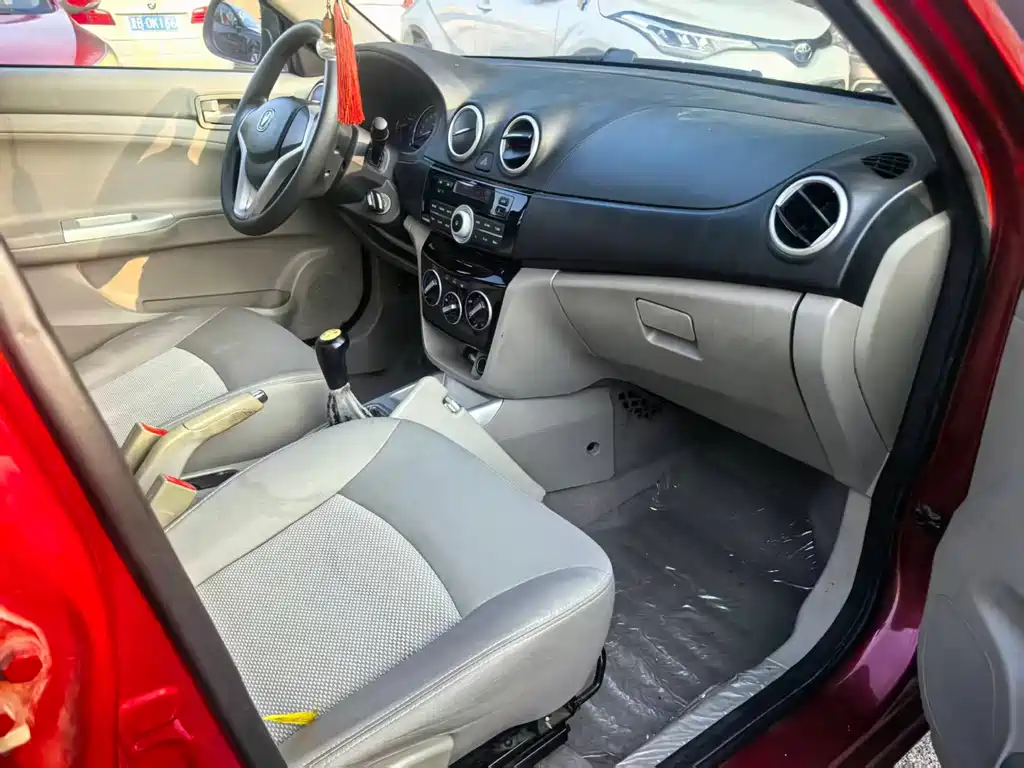 Changan V3 — миниатюра 8