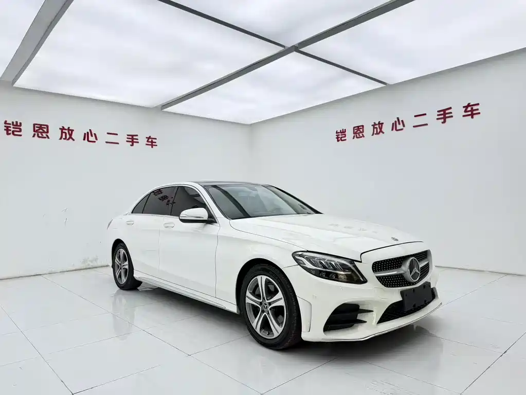 Mercedes-Benz C-Class — миниатюра 3