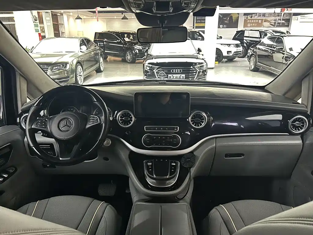 Mercedes-Benz Vito — миниатюра 7