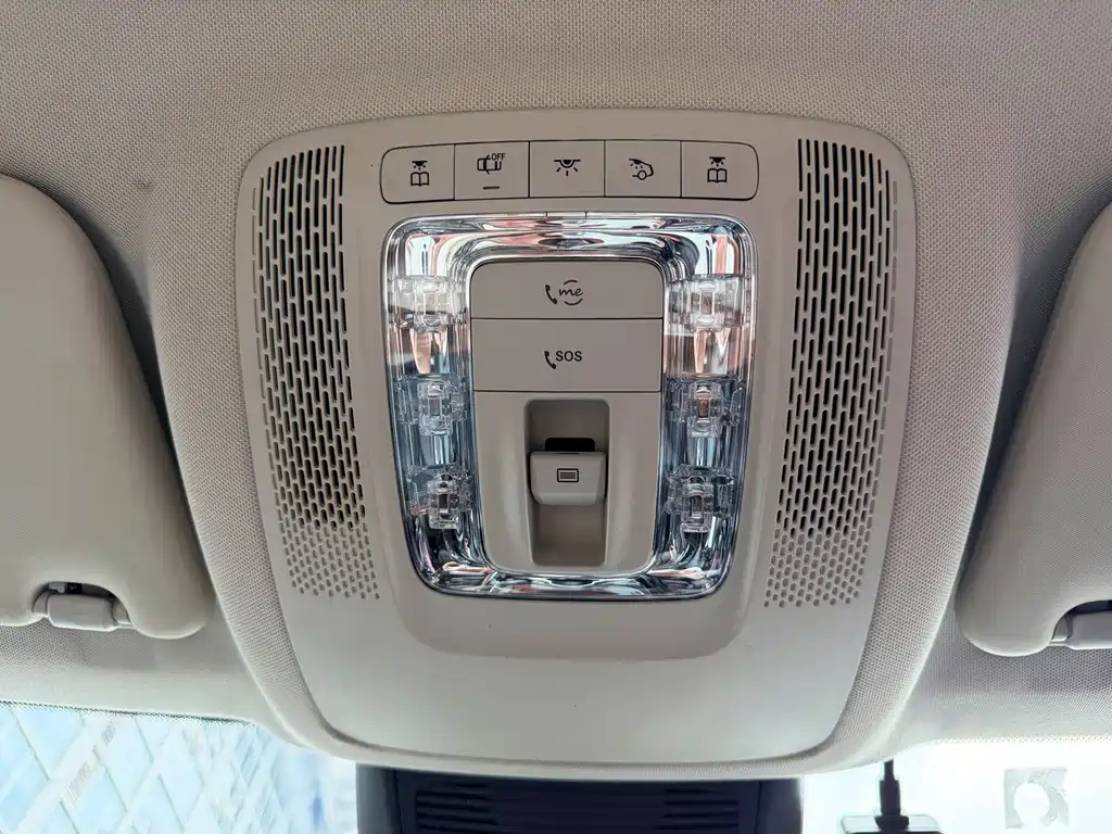 Mercedes-Benz GLS — миниатюра 21