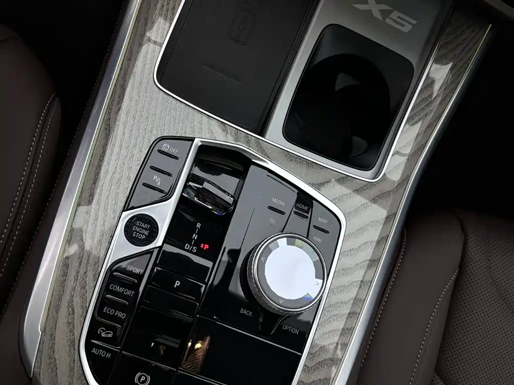 BMW X5 2026 Черный из Китая, фото 6